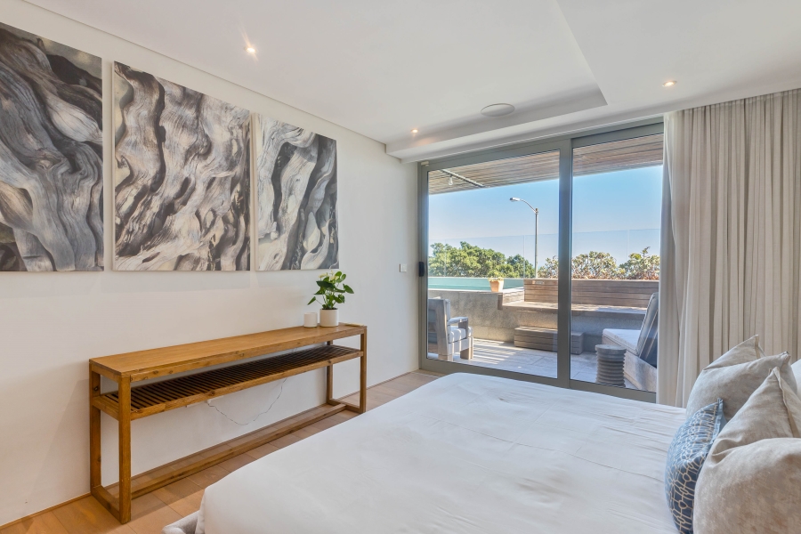 2 Bedroom Property for Sale in Camps Bay Western Cape